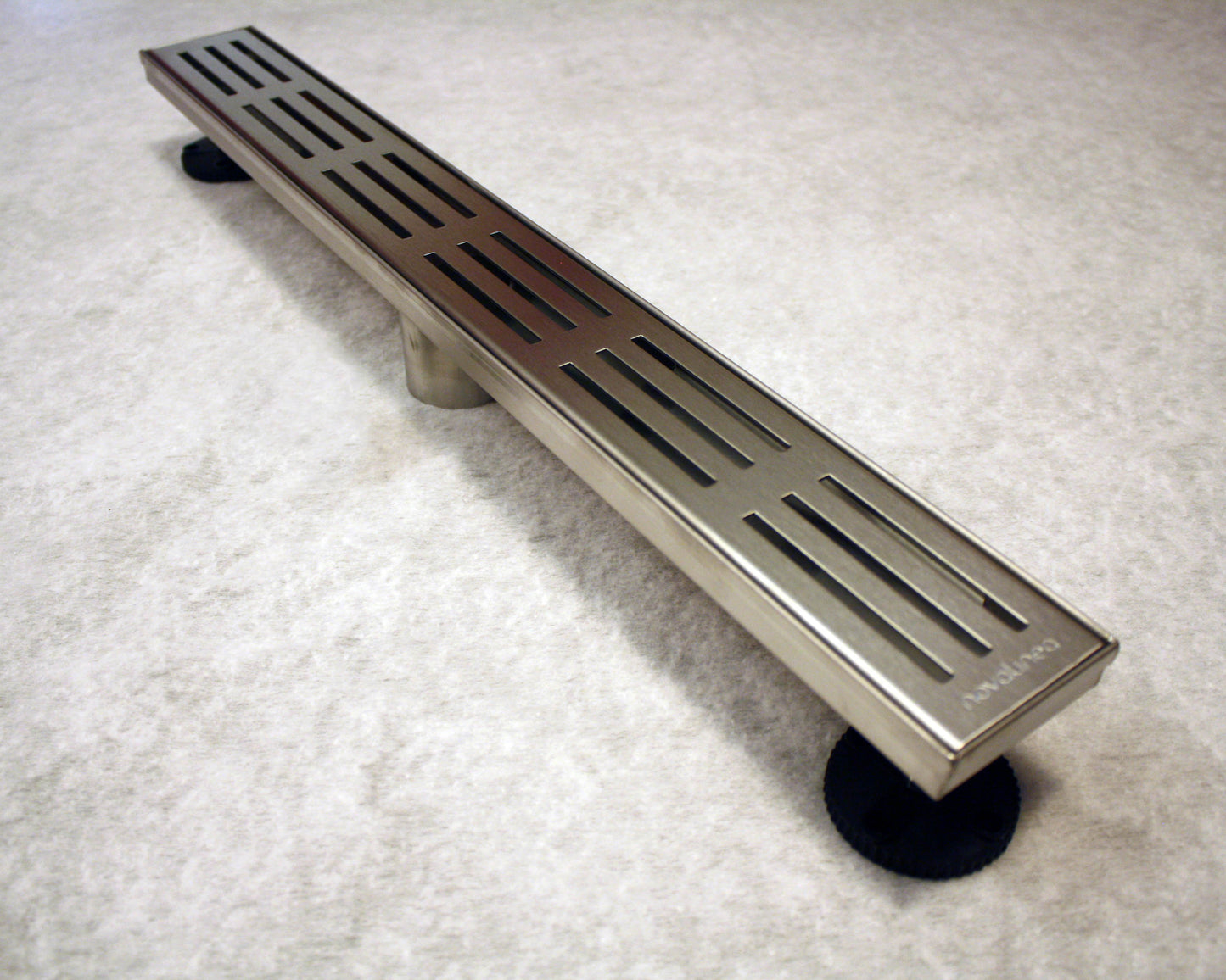 32 Inch TRI-LINE Pattern Drain